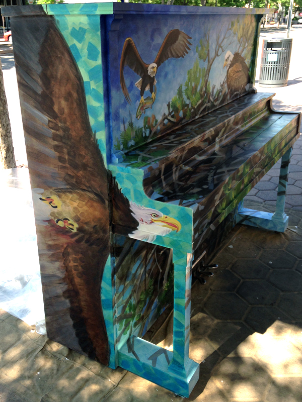 bald eagle piano front left corner